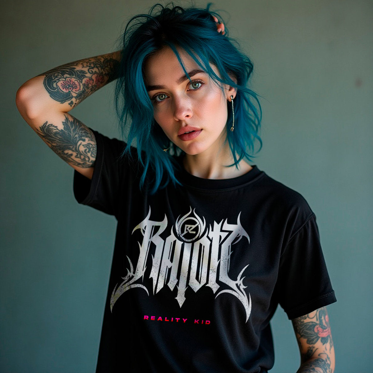 REALITY KID black shirt